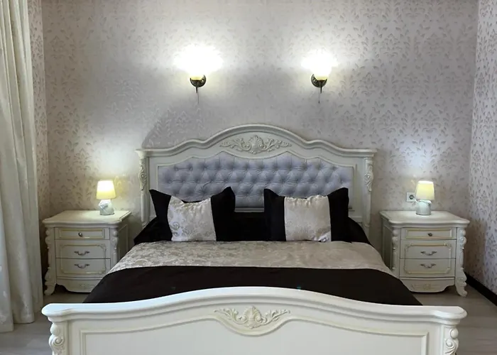 Maximus Hotel Луцьк